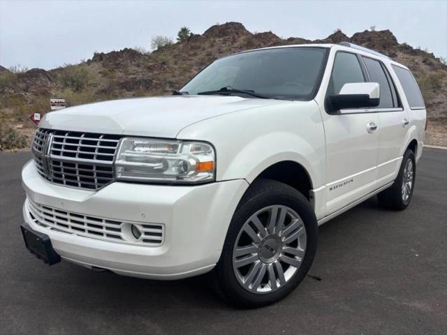 2011 Lincoln Navigator Base
