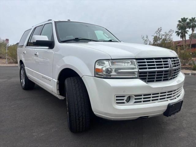 2011 Lincoln Navigator Base