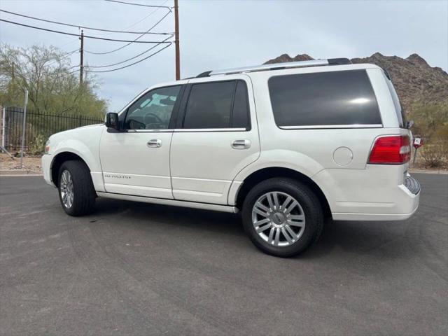 2011 Lincoln Navigator Base