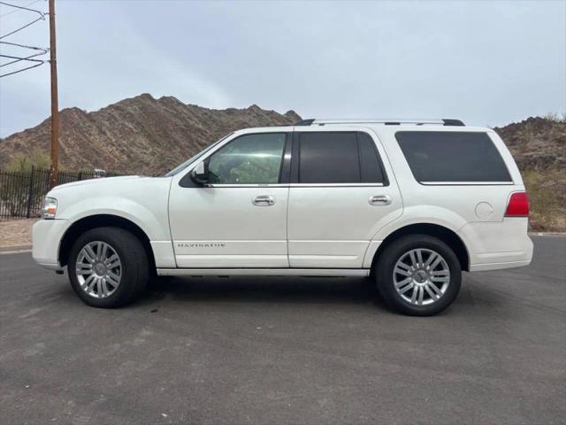 2011 Lincoln Navigator Base