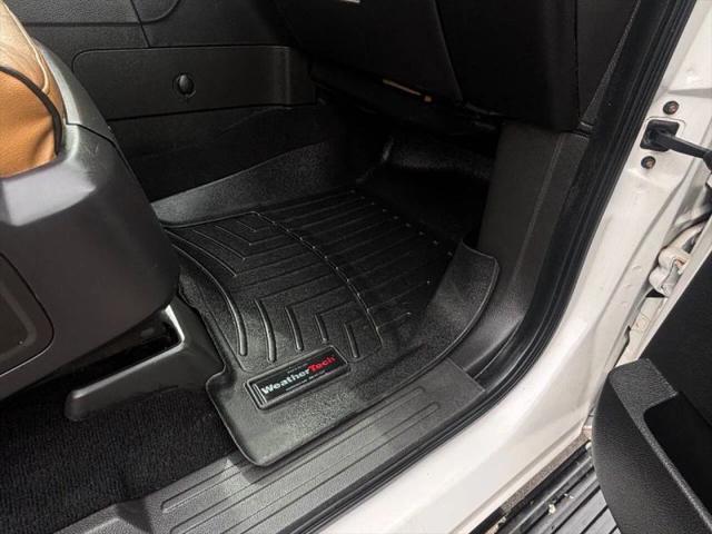2011 Lincoln Navigator Base