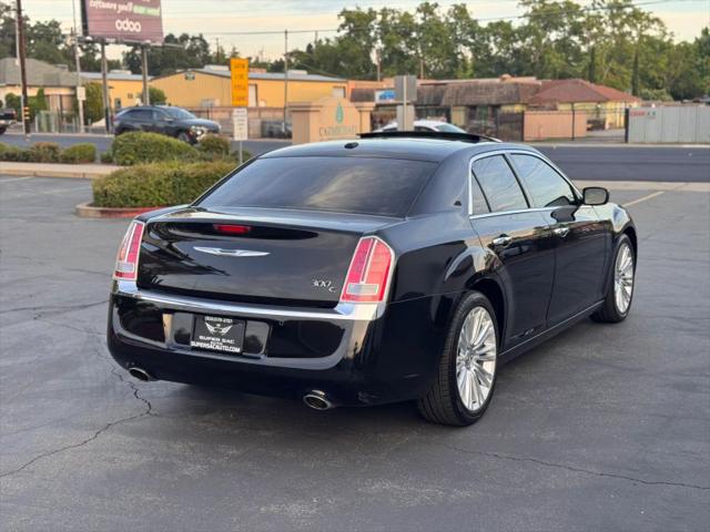 2011 Chrysler 300 300C
