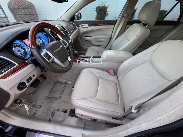 2011 Chrysler 300 300C