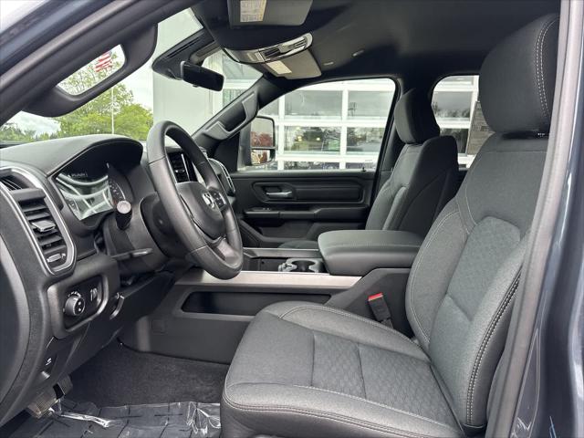 2026 Ram 1500 Express Crew Cab 4x4 5'7" Box