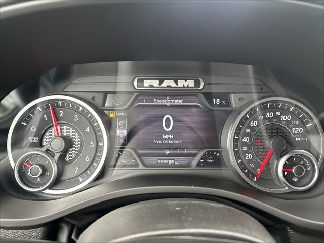 2026 Ram 1500 Express Crew Cab 4x4 5'7" Box