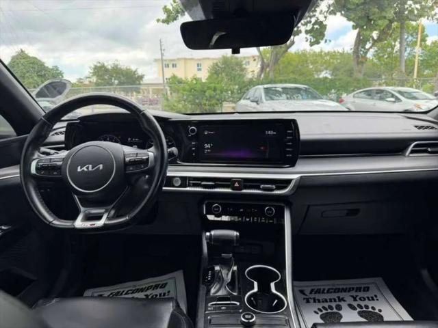 2022 Kia K5 GT-Line