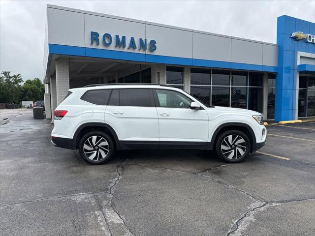 2025 Volkswagen Atlas 2.0T SE w/Technology