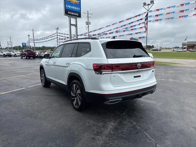 2025 Volkswagen Atlas 2.0T SE w/Technology
