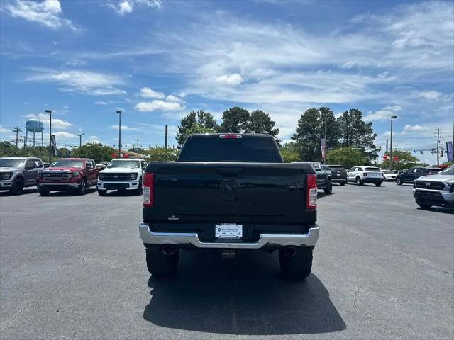 2022 Ram 1500 Big Horn Crew Cab 4x4 5'7" Box