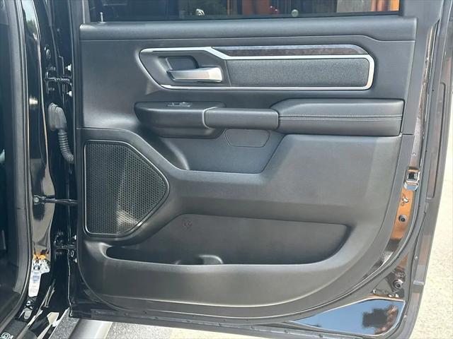 2022 Ram 1500 Big Horn Crew Cab 4x4 5'7" Box
