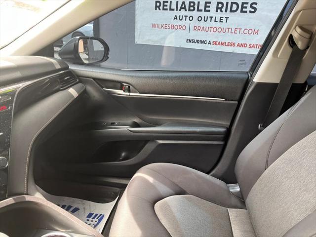 2019 Toyota Camry LE