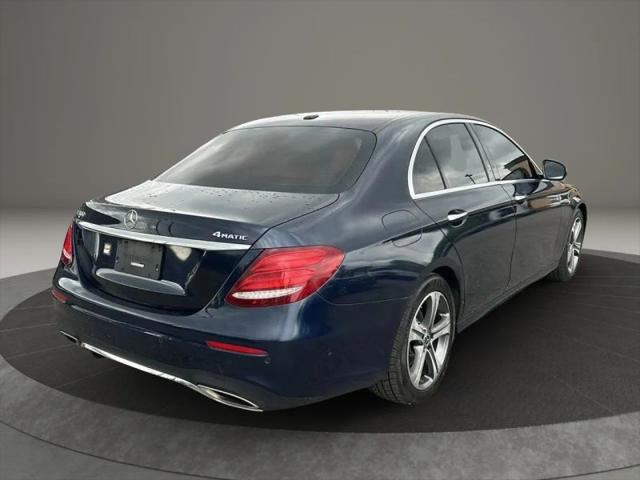 2017 Mercedes-Benz E-CLASS E 300 E 300