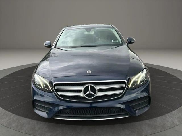 2017 Mercedes-Benz E-CLASS E 300 E 300