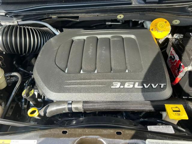 2014 Chrysler Town & Country Touring