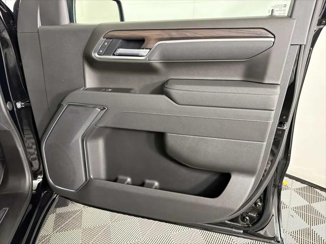 2026 GMC Sierra 1500 Crew Cab, Short Bed, SLT, 4WD