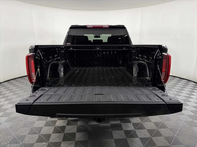 2026 GMC Sierra 1500 Crew Cab, Short Bed, SLT, 4WD
