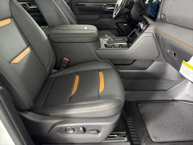 2026 GMC Sierra 2500HD Crew Cab, Standard Bed, AT4, 4WD