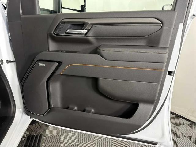 2026 GMC Sierra 2500HD Crew Cab, Standard Bed, AT4, 4WD