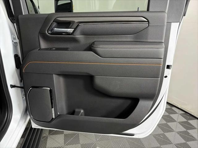 2026 GMC Sierra 2500HD Crew Cab, Standard Bed, AT4, 4WD