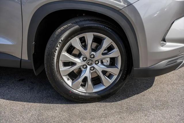 2026 Toyota Grand Highlander LE
