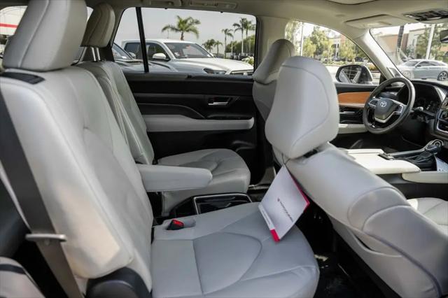2026 Toyota Grand Highlander LE
