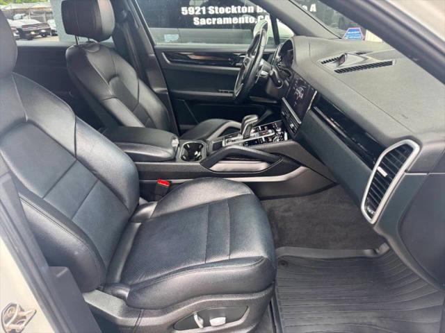 2020 Porsche Cayenne Base