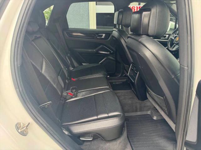 2020 Porsche Cayenne Base