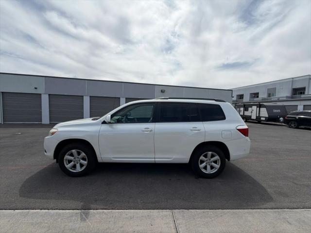 2010 Toyota Highlander Base