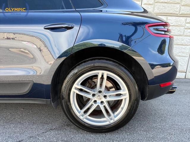 2017 Porsche Macan Base