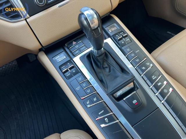 2017 Porsche Macan Base
