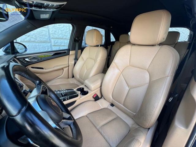 2017 Porsche Macan Base