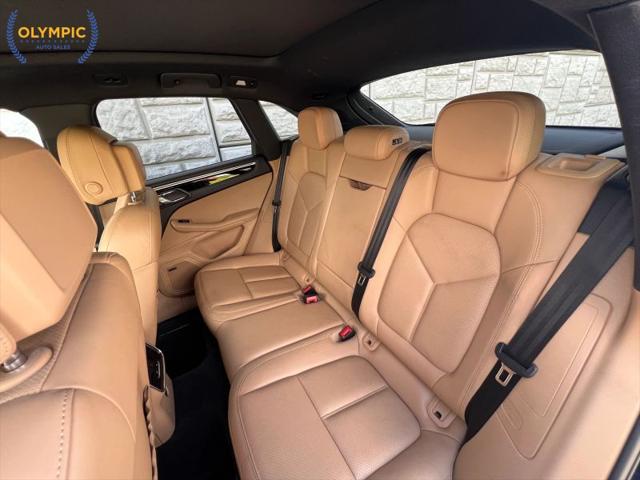 2017 Porsche Macan Base