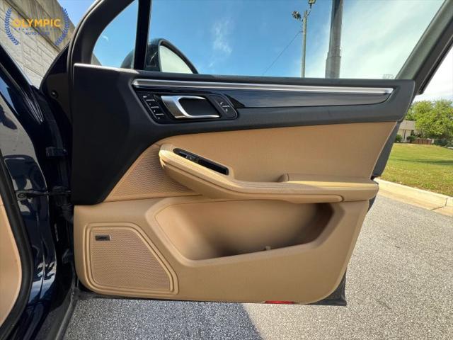 2017 Porsche Macan Base