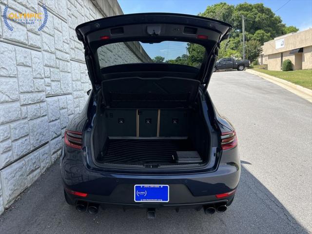 2017 Porsche Macan Base