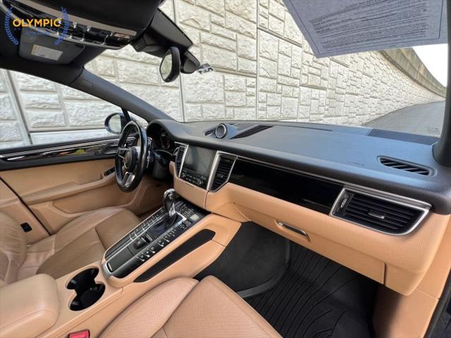 2017 Porsche Macan Base