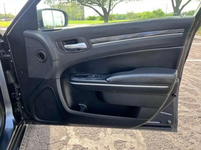 2018 Chrysler 300 Touring