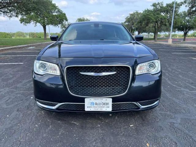 2018 Chrysler 300 Touring