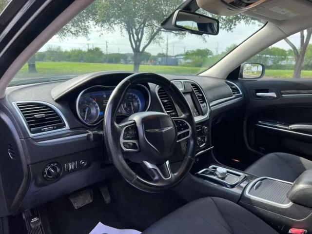2018 Chrysler 300 Touring