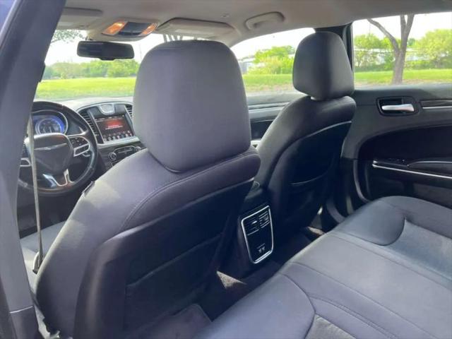 2018 Chrysler 300 Touring