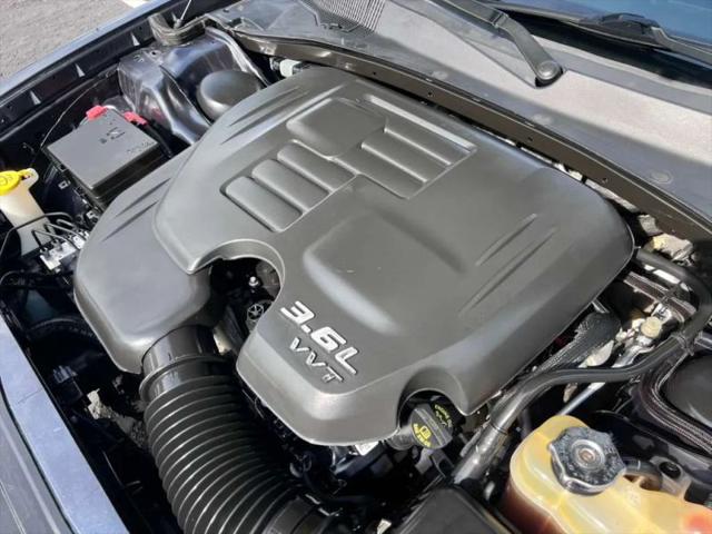 2018 Chrysler 300 Touring