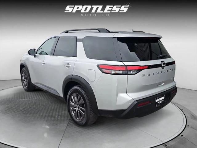 2022 Nissan Pathfinder SV 2WD