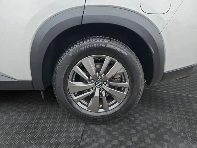 2022 Nissan Pathfinder SV 2WD