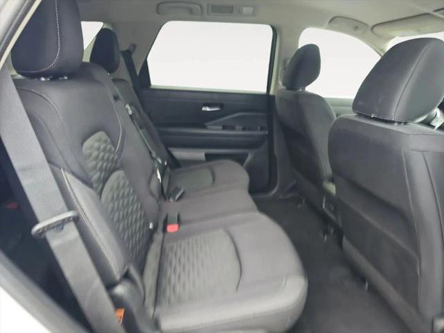 2022 Nissan Pathfinder SV 2WD