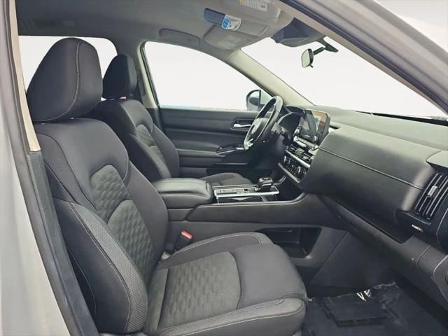 2022 Nissan Pathfinder SV 2WD