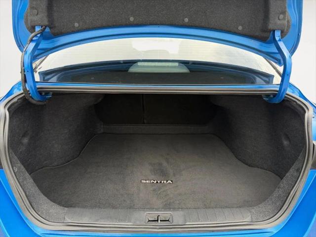 2022 Nissan Sentra SR Xtronic CVT