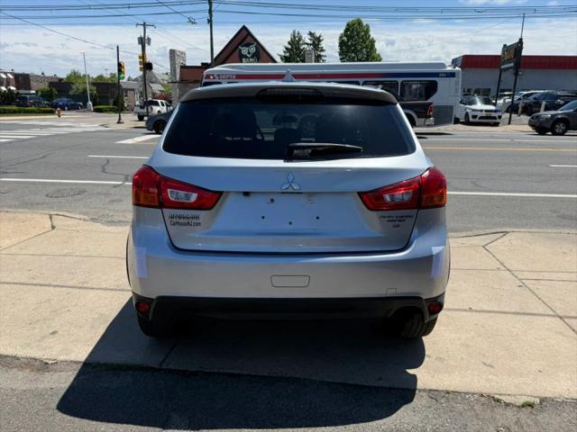 2017 Mitsubishi Outlander Sport 2.4 SE
