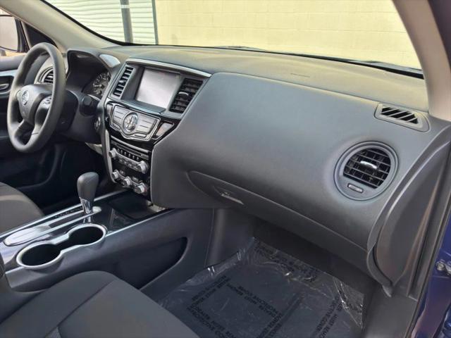 2020 Nissan Pathfinder S 2WD