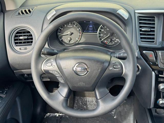 2020 Nissan Pathfinder S 2WD