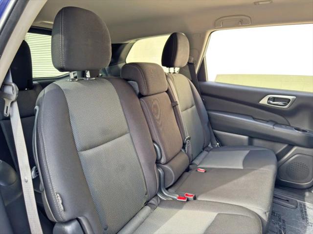 2020 Nissan Pathfinder S 2WD