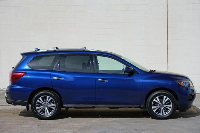 2020 Nissan Pathfinder S 2WD